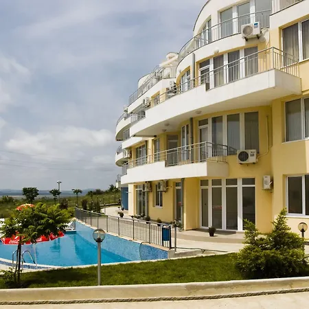 Sunset Complex מלון 3*