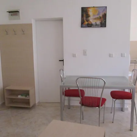 Sunset Complex 3* קושריצה