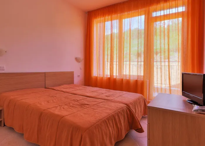 Sunset Complex Отель 3*